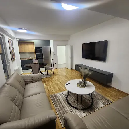 Apartment Luxury Vlae 1